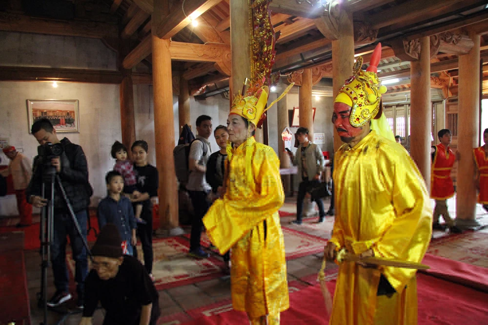 Độc đáo lễ hội rước vua, chúa ở đền Sái ảnh 3