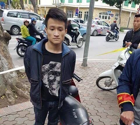 Bị kiểm tra, nam thanh niên vẫn đang ‘phê’ ma túy ảnh 1