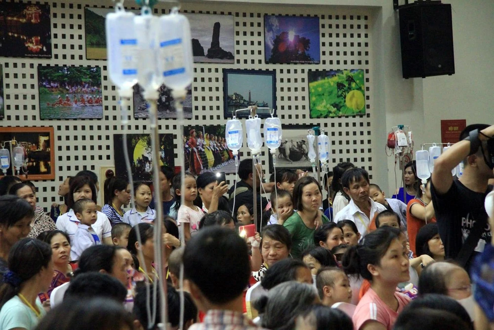 Tết thiếu nhi của những ‘chiến binh nhí' trong bệnh viện ảnh 2