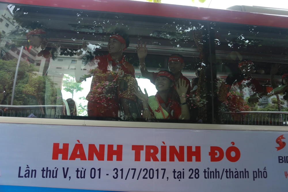 Khởi động hành trình đỏ ở phía Bắc ảnh 10