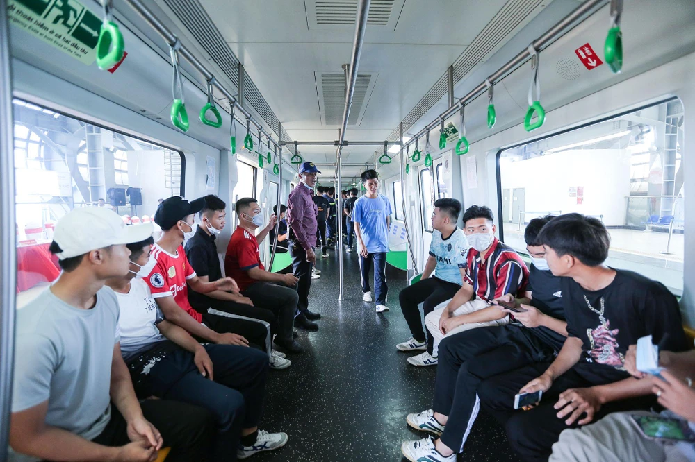 Một trong những giả định tình huống là một nhóm người vận chuyển số lượng lớn dầu, cồn lên tàu bằng thùng bìa catton. Khi tàu đến ga Yên Nghĩa, do sơ ý trong quá trình vận chuyển nên xăng bị rò rỉ ra ngoài gặp nguồn nhiệt gây cháy.