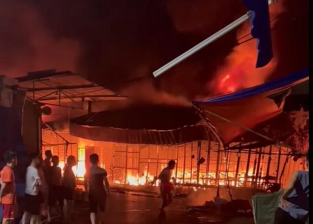 Hiện trường vụ cháy. Ảnh cắt từ clip