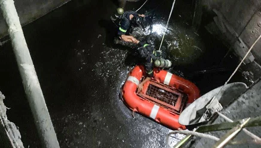 Lực lượng chức năng cứu nạn sau sự cố. Ảnh: CACC