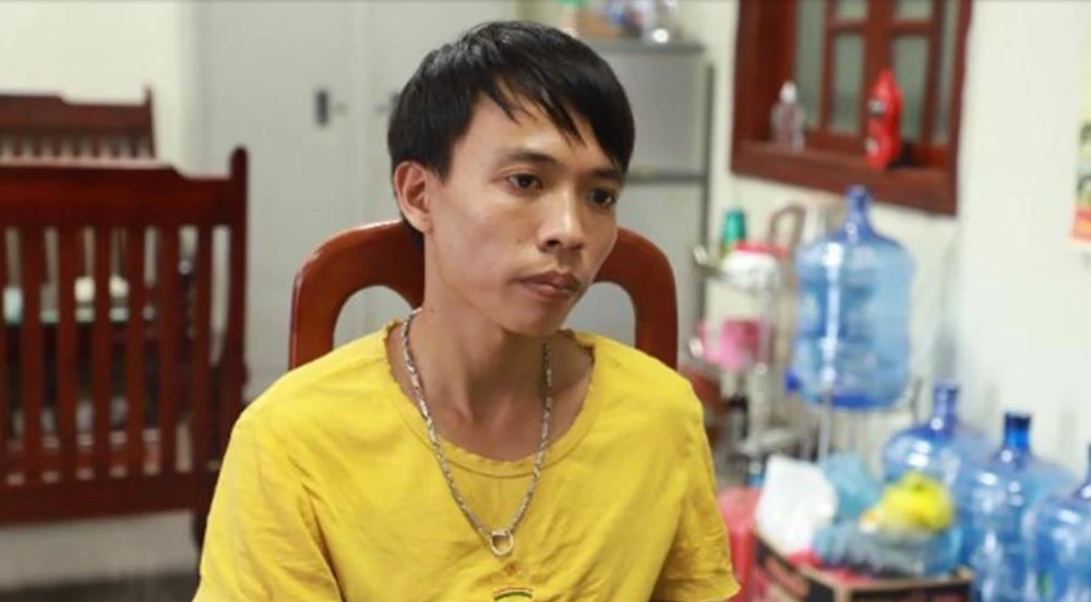 Nghi phạm Nguyễn Văn Bàn tại Cơ quan Công an. Ảnh CACC