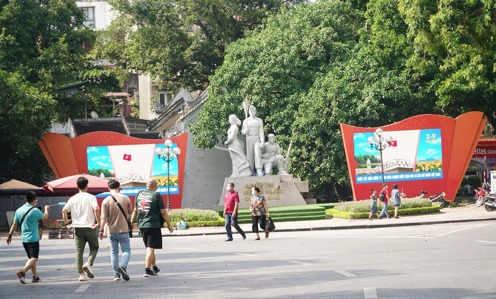 Đây cũng là dịp để nhiều gia đình có cơ hội sum họp, cùng nhau đi chơi vui mừng ngày quốc khánh.