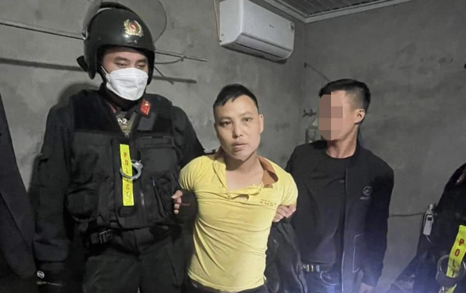 Nghi phạm Tẩn Láo Tả tại thời điểm bị bắt giữ. Ảnh: CTV