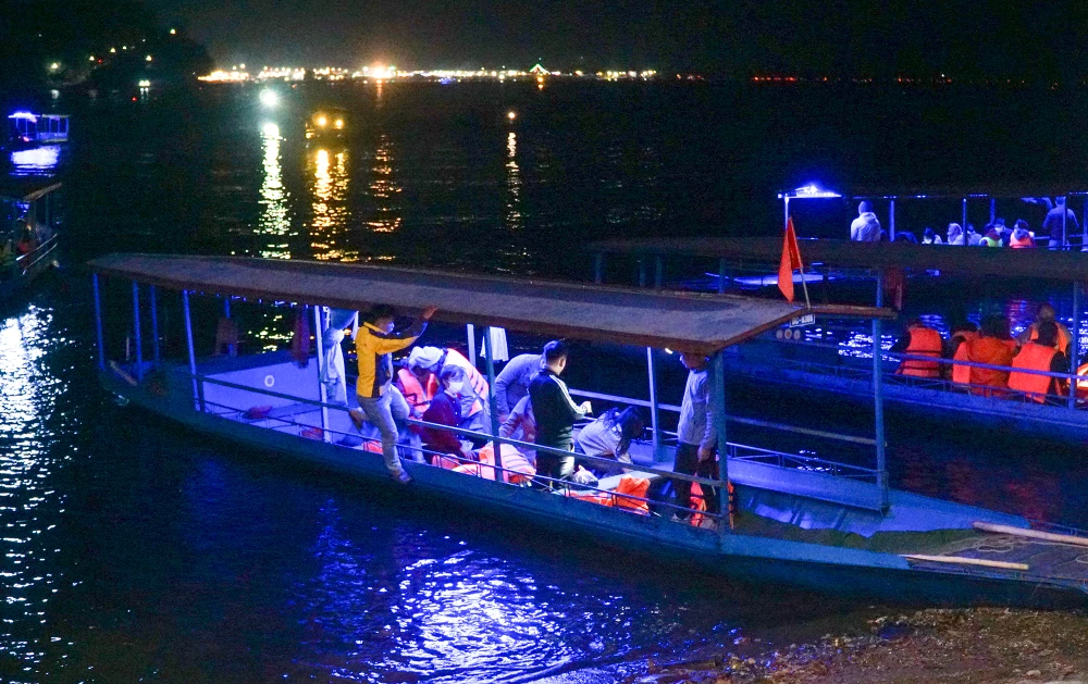 Hội Xuân hồ Ba Bể có tên tiếng địa phương là “Lồng Tồng" đây được xem là lễ hội cầu chúc cho mùa màng bội thu, một năm mới sẽ đạt được nhiều thành công và thắng lợi của đồng bào dân tộc Tày hồ Ba Bể nói riêng cũng như toàn thể người dân tộc Tày nói chung.