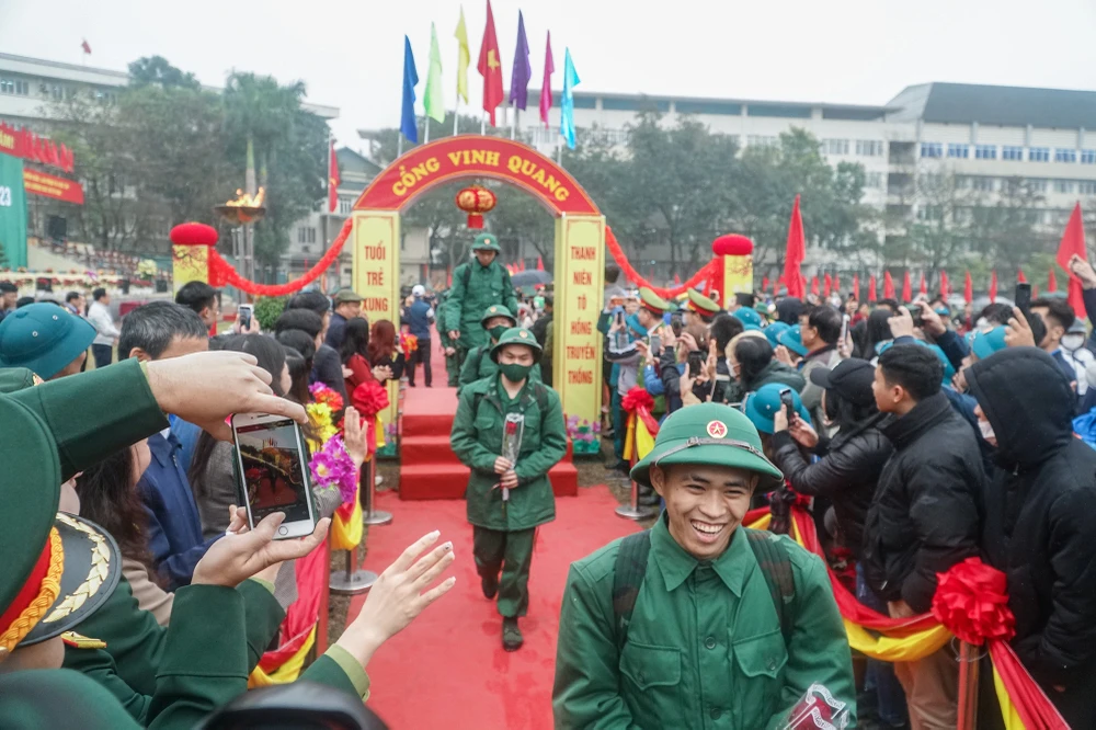 Ngoài Hà Nội, 18 tỉnh, thành phố trong cả nước, gồm Cao Bằng, Bắc Kạn, Lạng Sơn, Bắc Giang, Bắc Ninh, Thái Nguyên, Quảng Ninh, Hải Phòng, Thái Bình, Nam Định, Hà Nam, Ninh Bình, Hải Dương, Hưng Yên, Hòa Bình, Thanh Hóa, Quảng Bình, Thừa Thiên - Huế sẽ tổ chức lễ giao nhận quân. Ảnh: PH