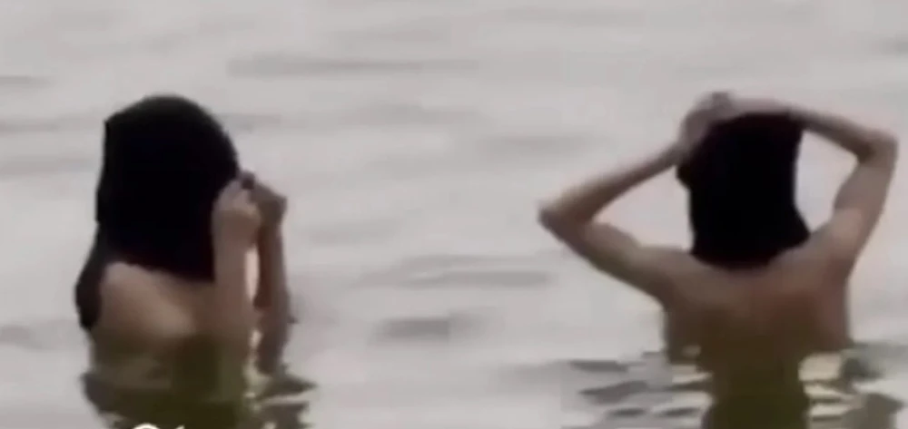 Hình ảnh lan truyền trên mạng xã hội. Ảnh cắt từ clip Hình ảnh lan truyền trên mạng xã hội. Ảnh cắt từ clip