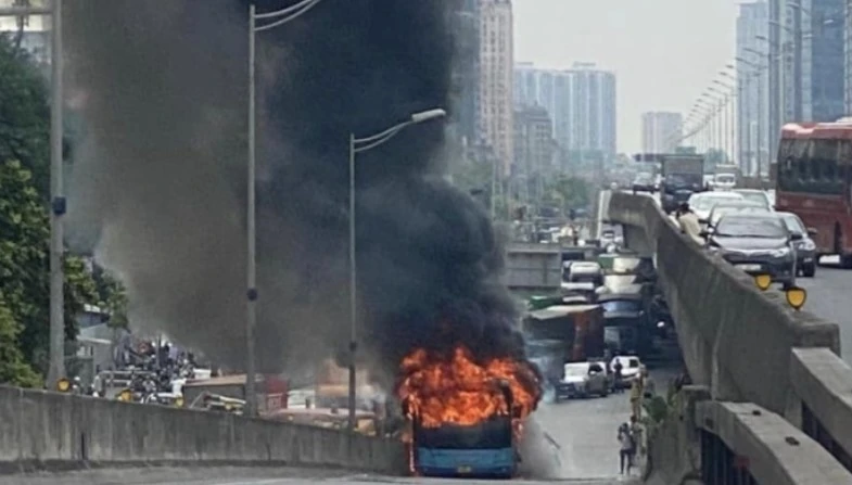 Thời điểm xảy ra vụ cháy. Ảnh: CTV