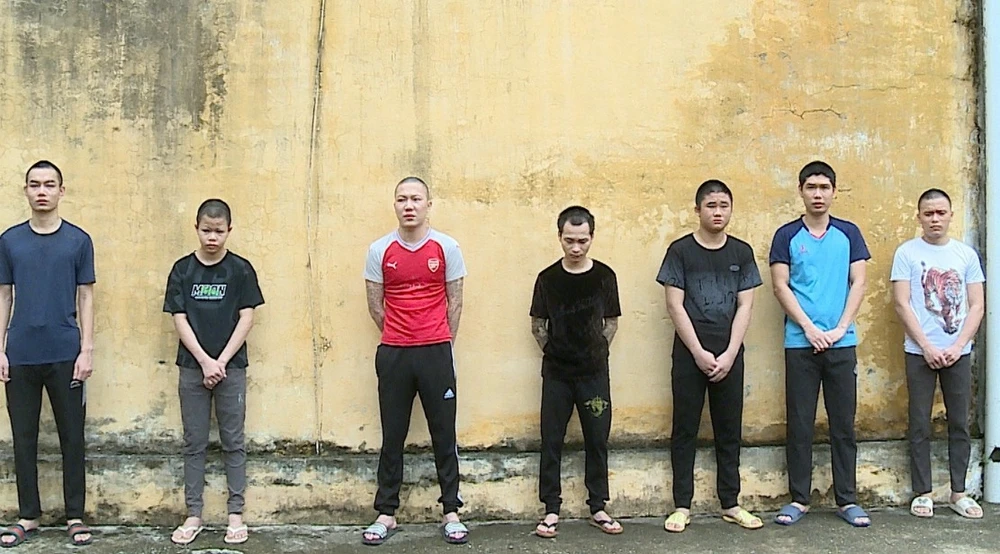 Nhóm người vừa bị công an khởi tố. Ảnh CACC