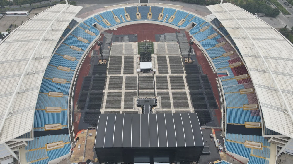 Dự kiến trong hai đêm 29 và 30-7 nhóm nhạc này thu hút lượng khán giả lên tới 67.000 (36.000 người đêm đầu, 31.000 người đêm thứ hai).