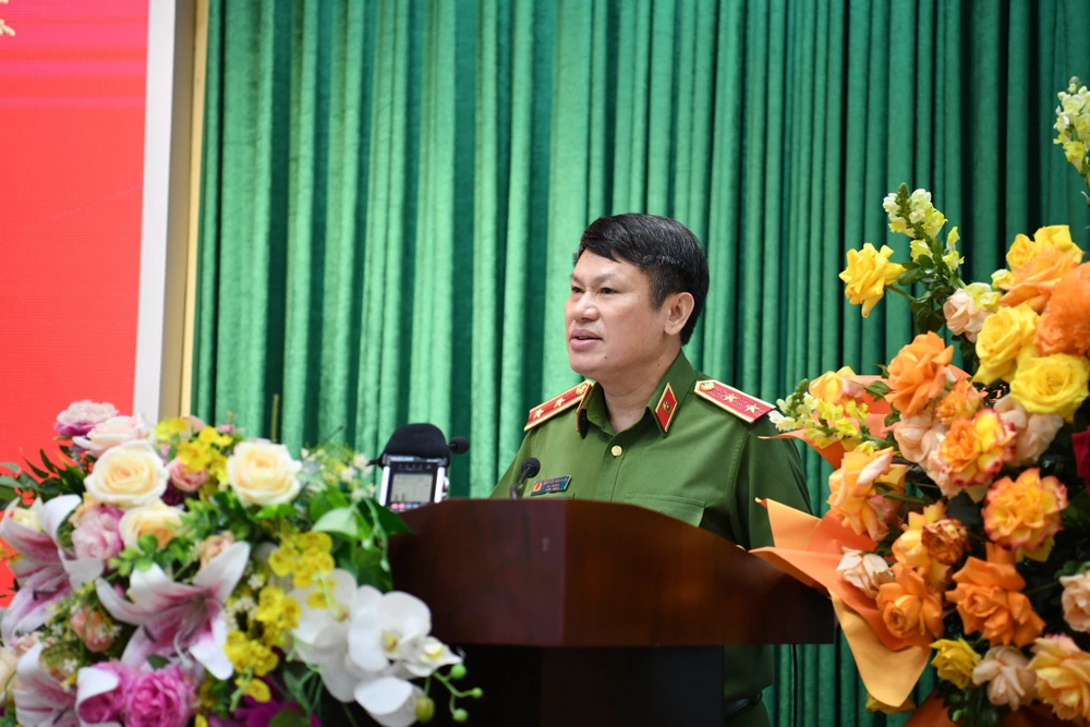 Trung tướng Nguyễn Văn Viện, Cục trưởng Cục Cảnh sát điều tra tội phạm về ma tuý, phát biểu tại buổi lễ. Ảnh: BCA