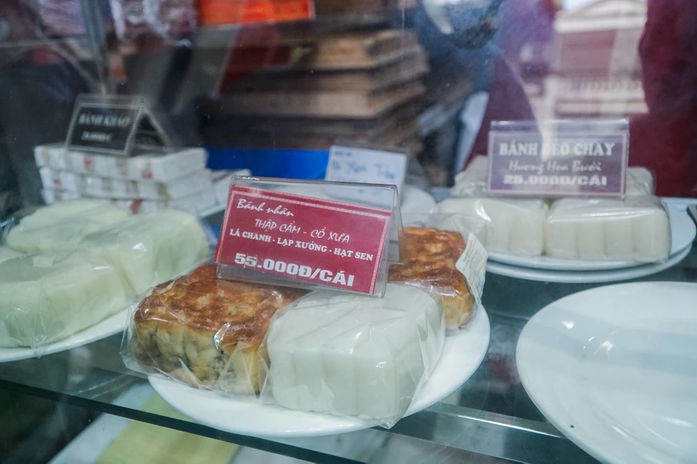 banh-trung-thu-bao-phuong (2).JPG