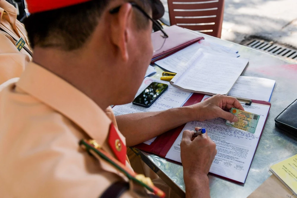 csgt-xu-li-phuong-tien-vi-pham (8).jpg