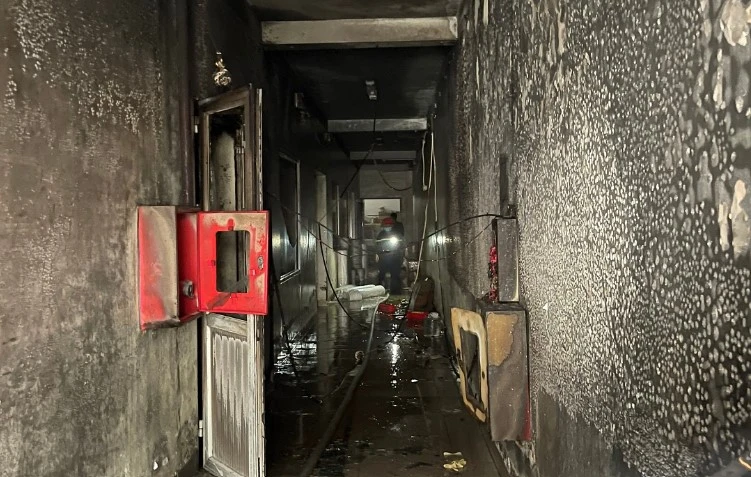 Xưởng sản xuất thuốc thú y bị cháy