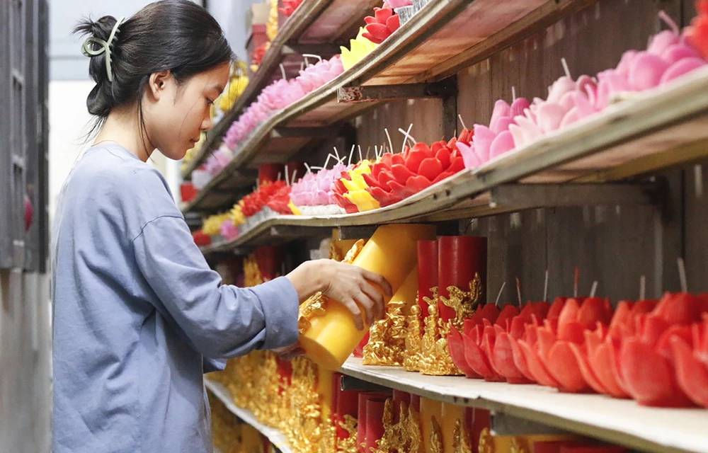 nen-rong-vang (2).jpg