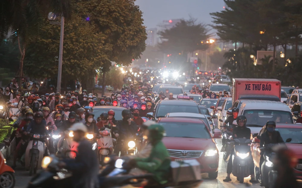 giao-thong-cuoi-nam (13).jpg