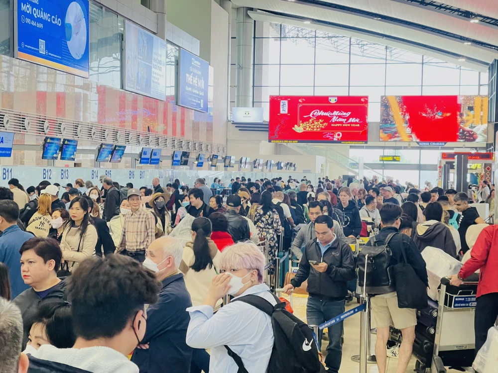 san-bay-noi-bai (3).jpg