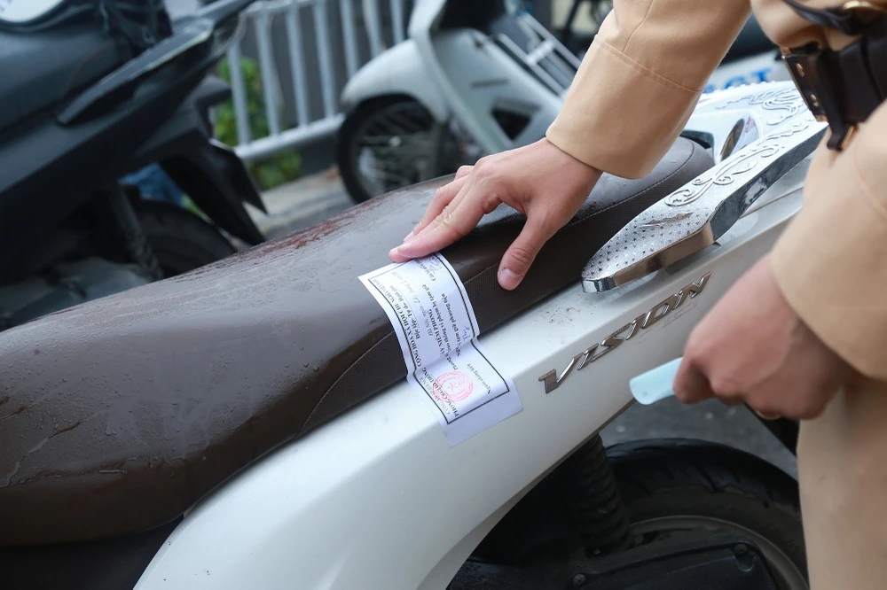 ho-sinh-vi-pham-giao-thong (2).jpg