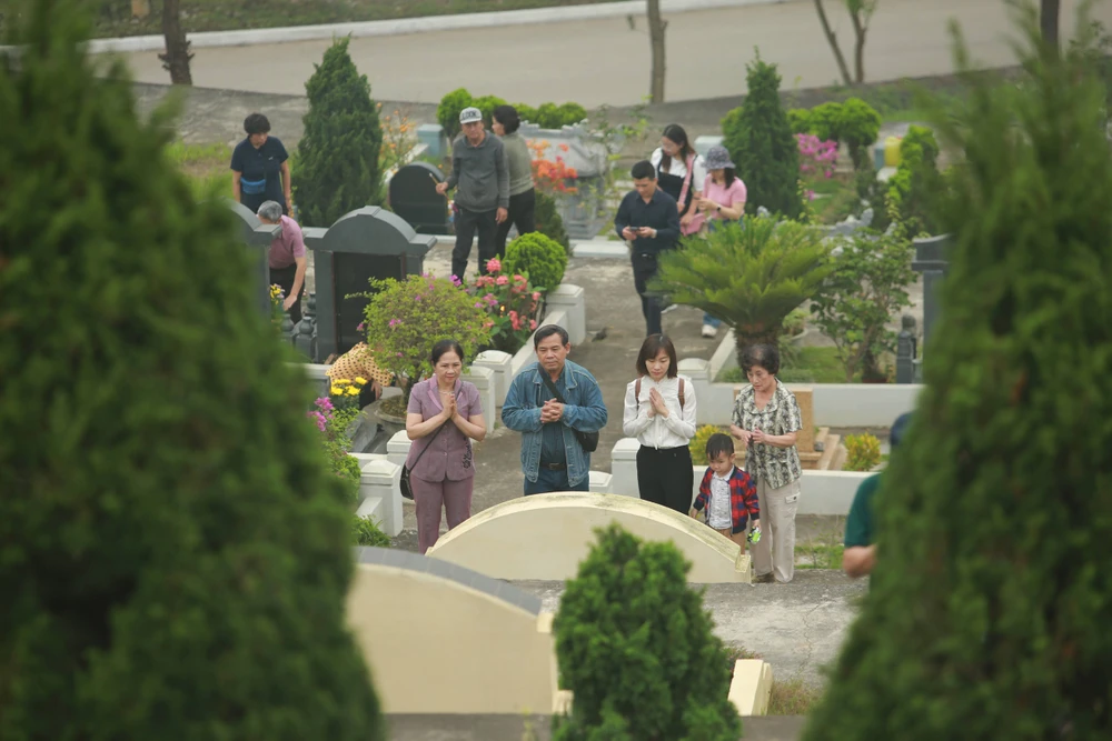 tet-thanh-minh (2).JPG