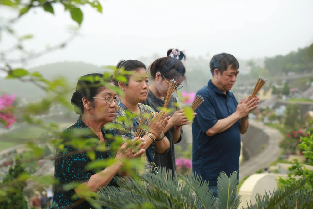 tet-thanh-minh (4).JPG