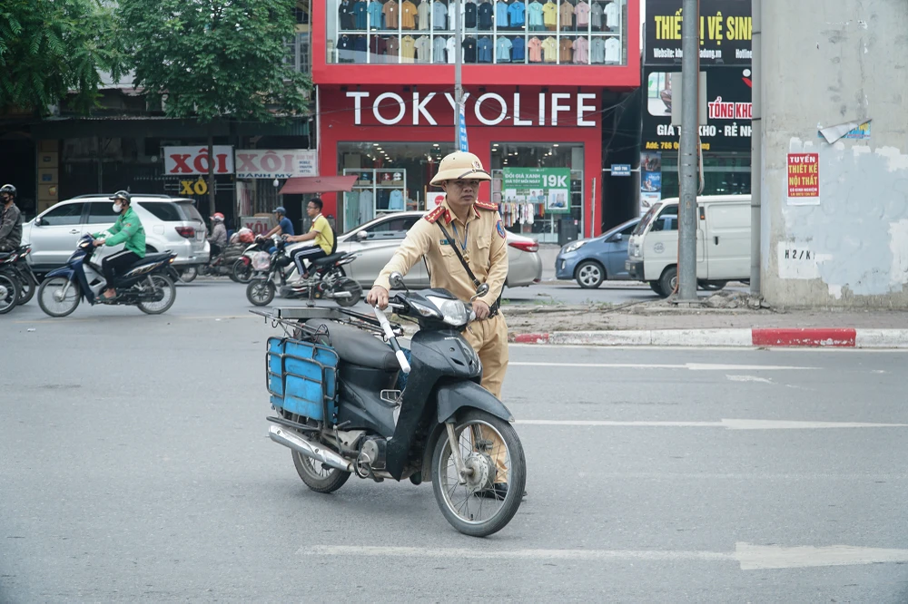 xu-ly-vi-pham-giao-thong (7).JPG