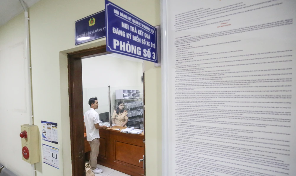 dang-ky-bien-so-xe (8).jpg