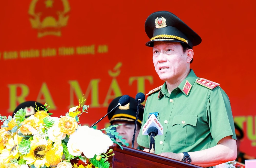 Đồng loạt kiện toàn lực lượng tham gia bảo vệ an ninh, trật tự ở cơ sở