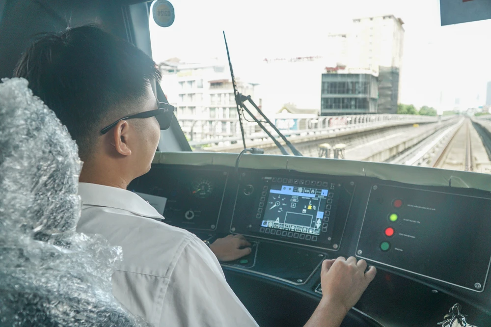 duong-sat-nhon (3).JPG