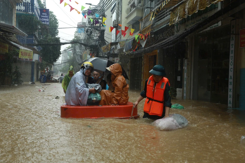 nuoc-song-hong-dang (9).jpg