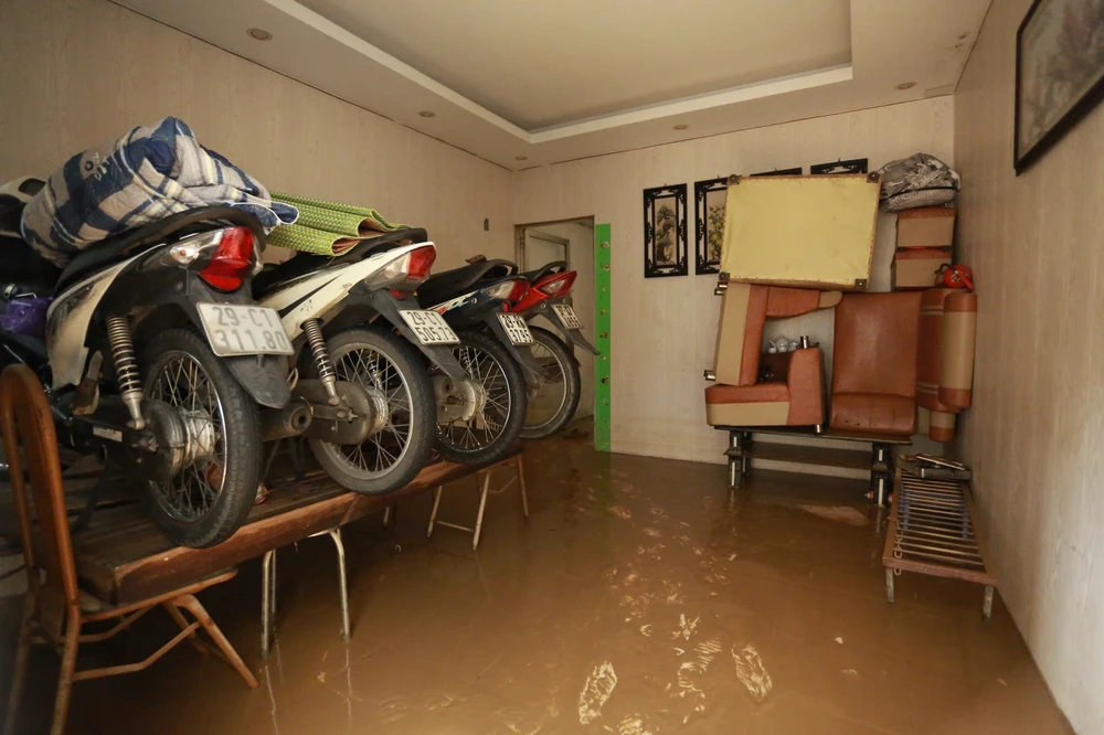 nuoc-song-hong-rut (1).jpg