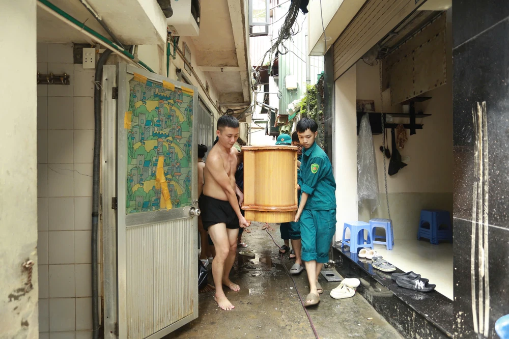 nuoc-song-hong-rut (11).jpg