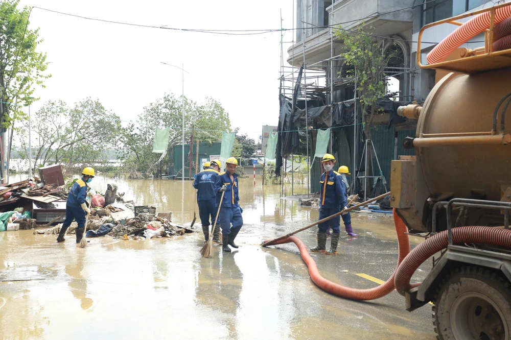 nuoc-song-hong-rut (12).jpg