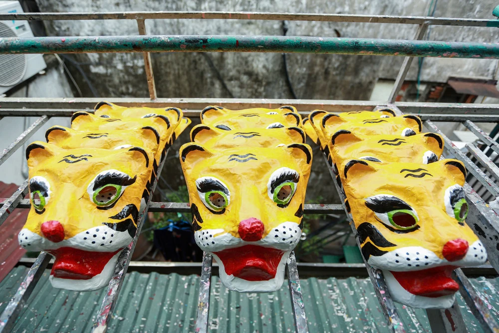 mat-na-trung-thu (13).jpg