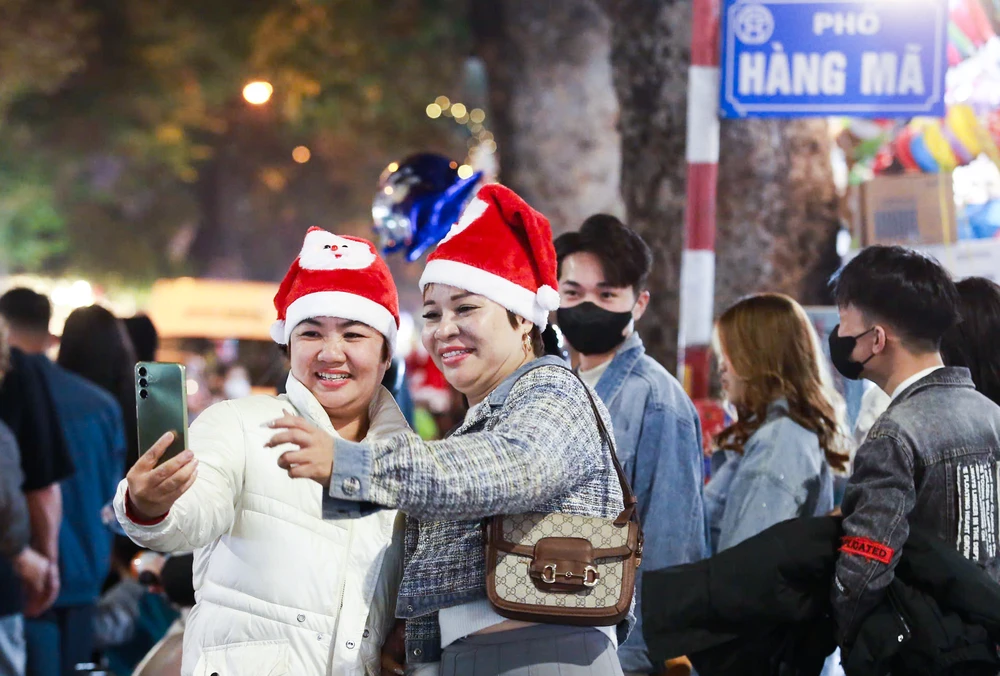 noel-o-ha-noi (3).jpg