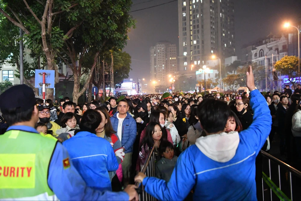 trinh-dien-anh-sang (1).jpg