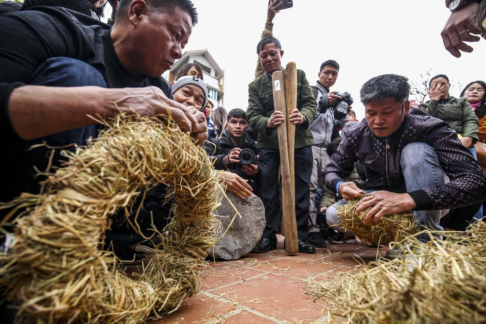 nau-com-thi (13).jpg