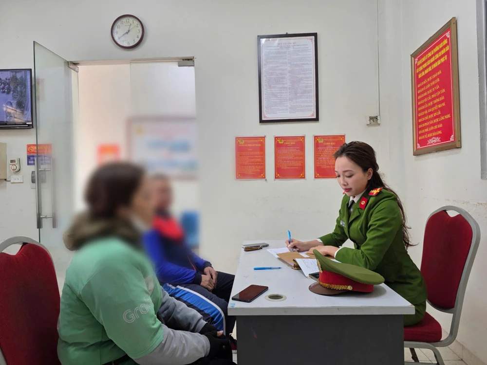 nguoi-phu-nu (2).jpg