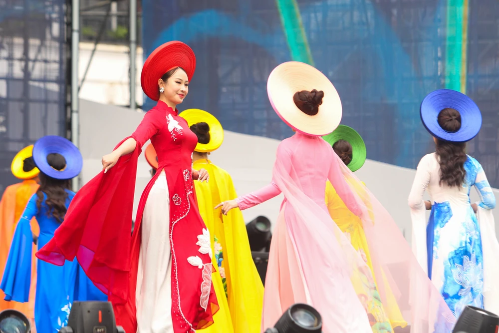 cong-an-dan-dan (10).jpg