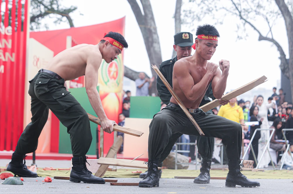 cong-an-nhan-dan (8).JPG