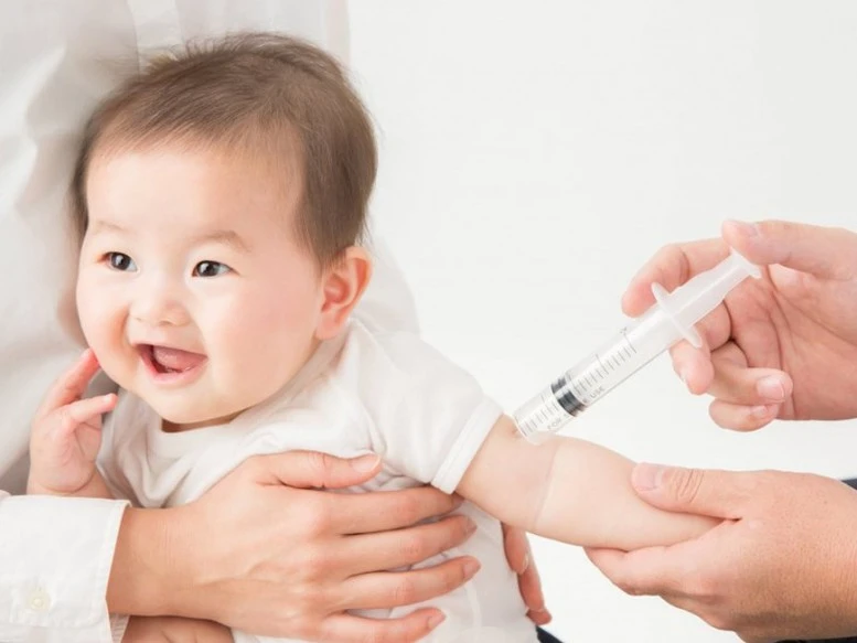 tiêm vaccine phòng chống bệnh sởi