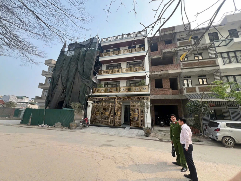 Nhiều cán bộ quận Hoàng Mai bị bắt vì nhận hối lộ