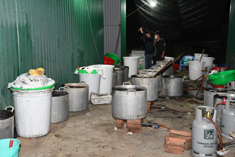 san-xuat-trai-phep-ma-tuy (11).JPG