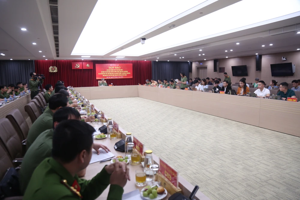 Bộ Công an tập trung triển khai sắp xếp, tổ chức lại Công an cấp xã, Công an cấp tỉnh