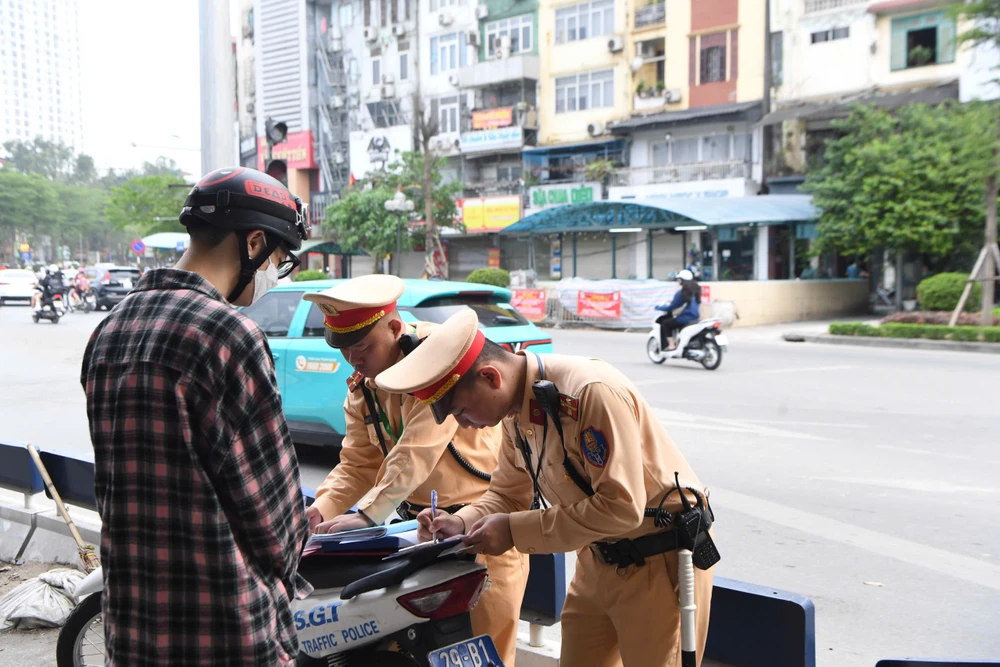 dịp-le-30-4 (2).jpg