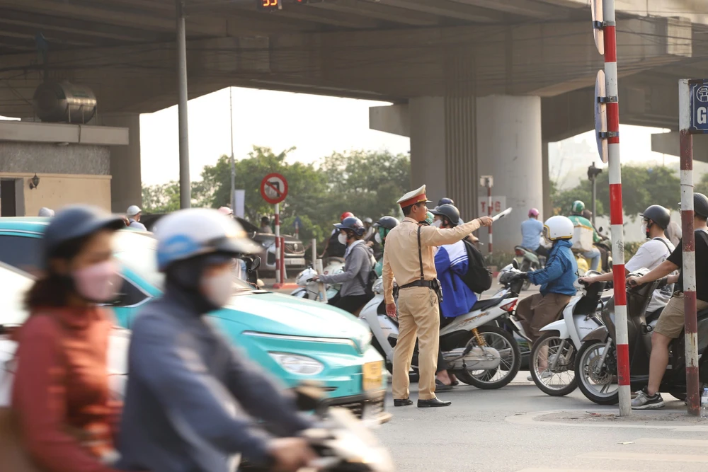 giao-thong-dip-30-4 (18).jpg