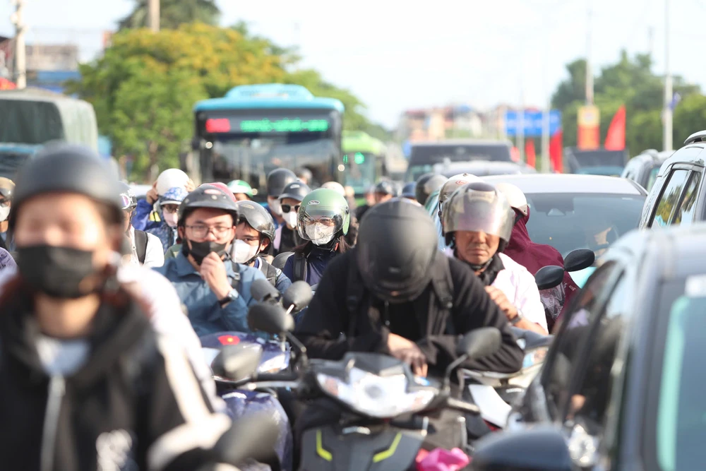 nghi-le-30-4 (14).jpg