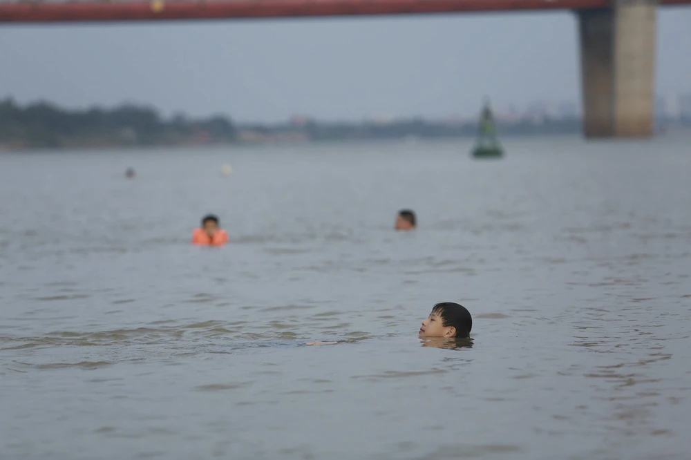 canh-sat-duong-thuy (5).jpg