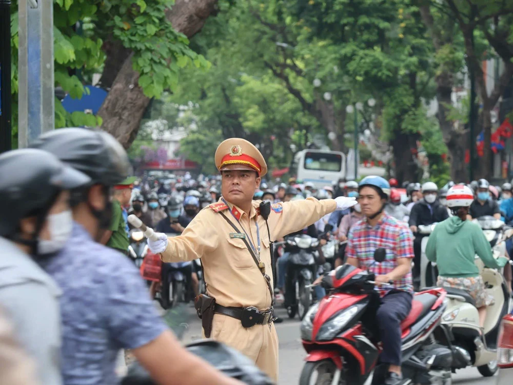 ghi-hinh-phat-nguoi (3).jpg